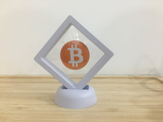Expositor Bitcoin 3D com Moeda – Peça Decorativa para Setup Cripto
