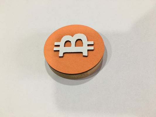 Abre Cápsulas Cripto em Bambu Bitcoin – Arte Artesanal Magnética