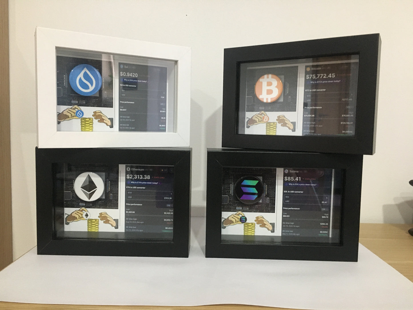 Quadro Sui 3D com Moeda Física – Peça de Coleção Cripto