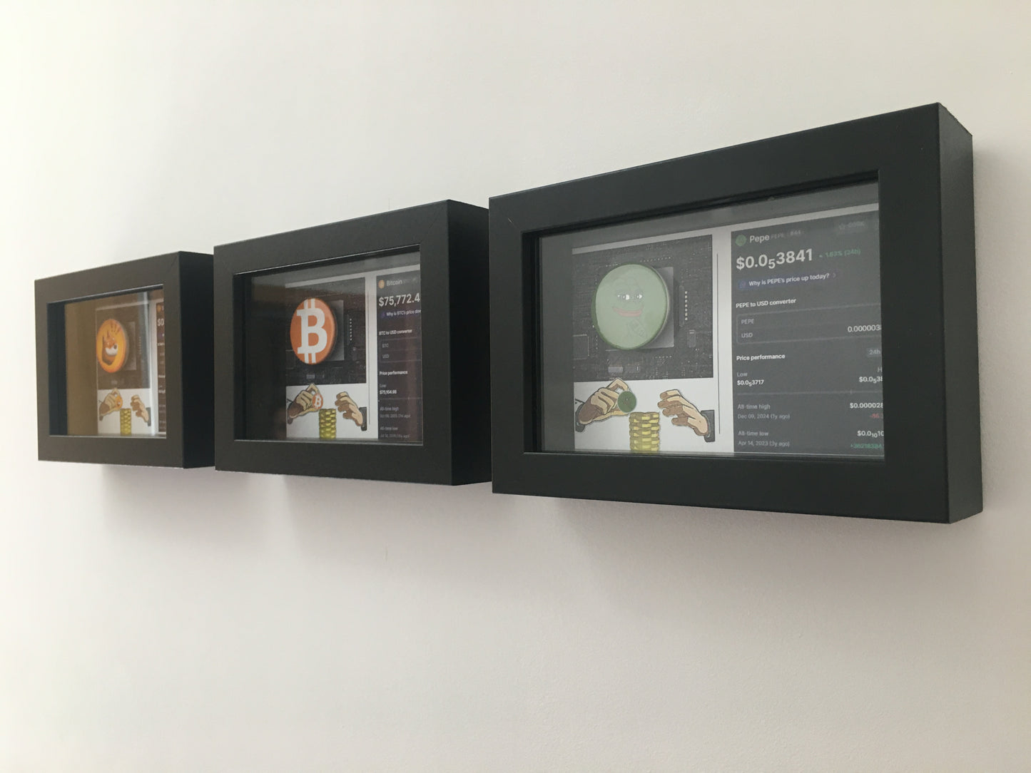Quadro Pepe 3D com Moeda Física – Peça de Coleção Cripto