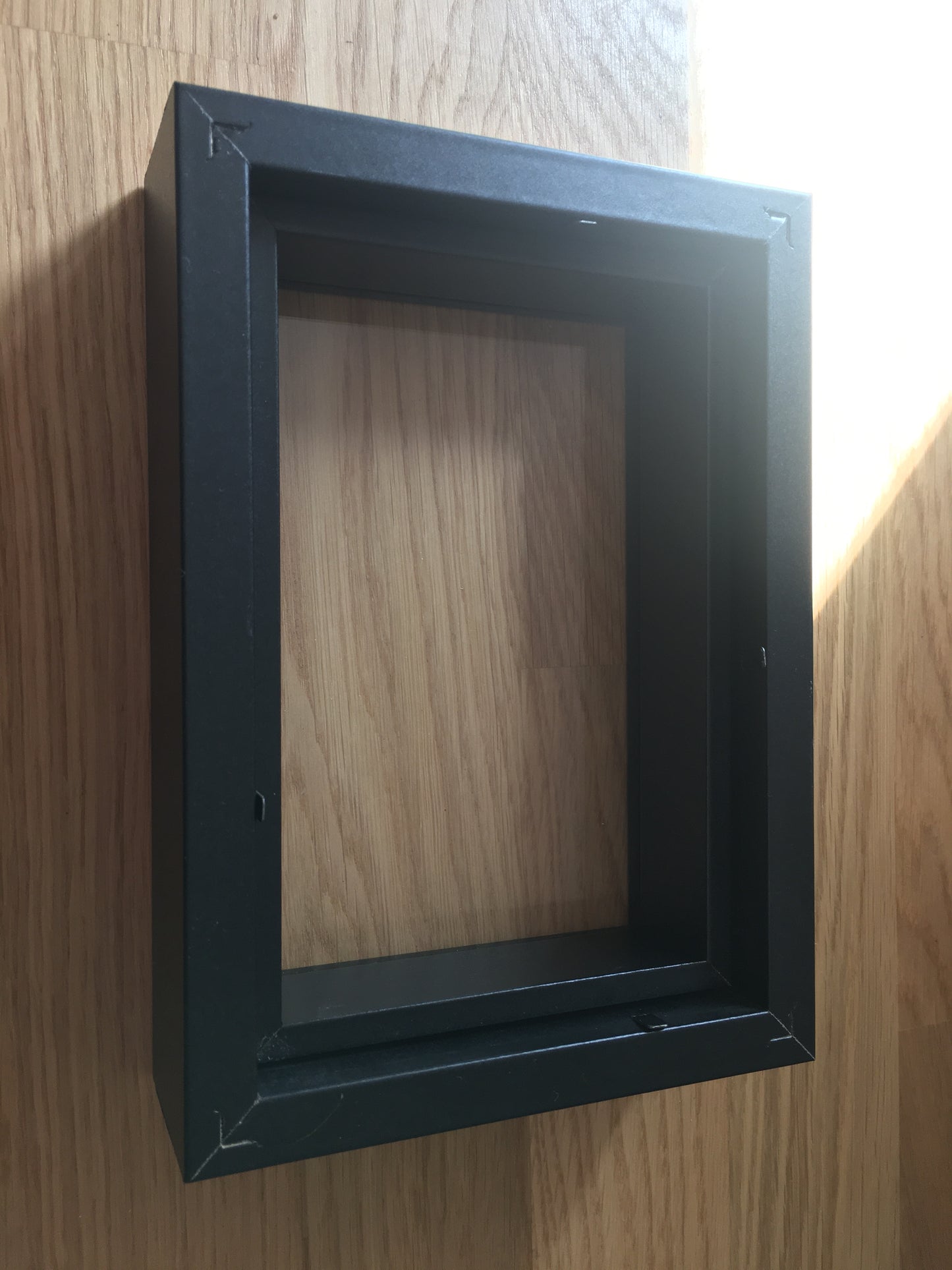 Quadro Sui 3D com Moeda Física – Peça de Coleção Cripto