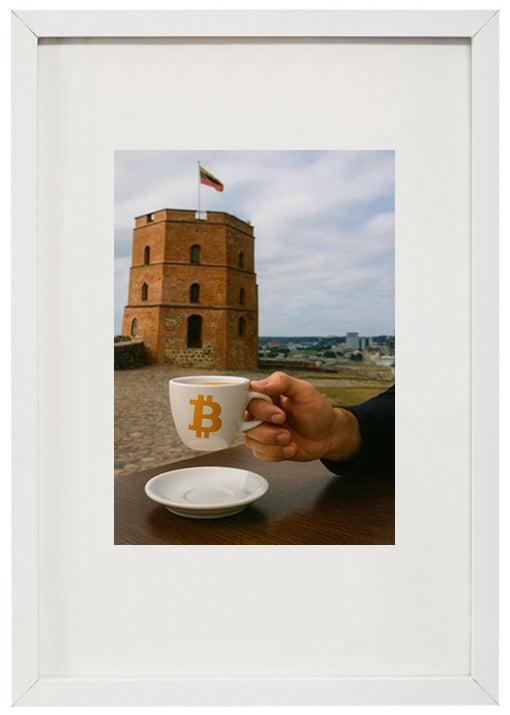 Quadro branco Lituânia alusivo à criptomoeda bitcoin